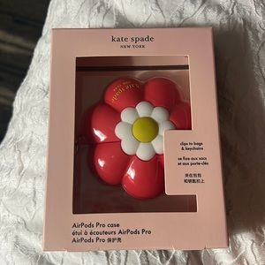 New in the box KATE SPADE air pod pro case